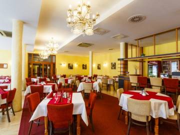 phoca_thumb_l_miramare_07