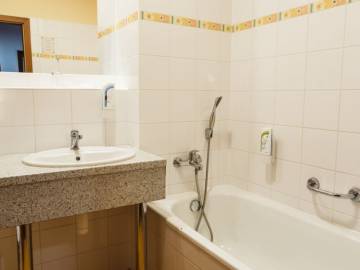 phoca_thumb_l_miramare_11