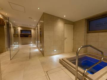 phoca_thumb_l_vega_wellness_02